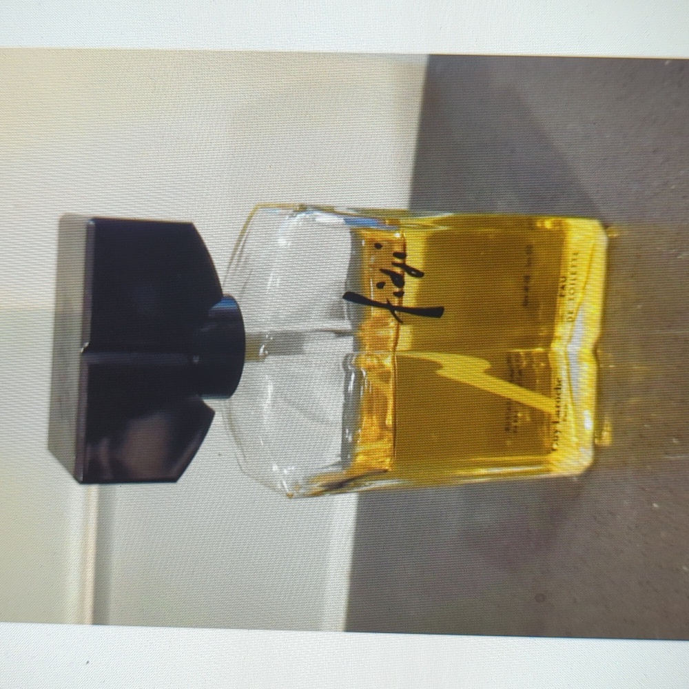 Vintage Guy Laroche Paris Fidji Eau de Toilette 3.4 fl oz As Photos